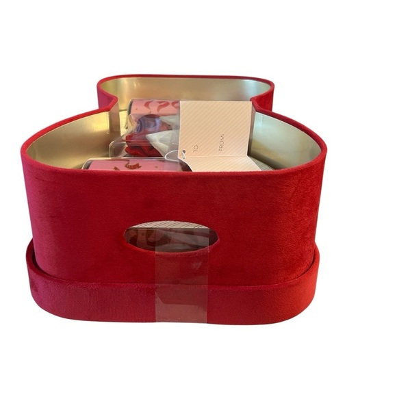 Petal & Pearl Velvet Set - Elegant Travel Mugs & Hair Bows - New With Tags - Picture 5 of 9